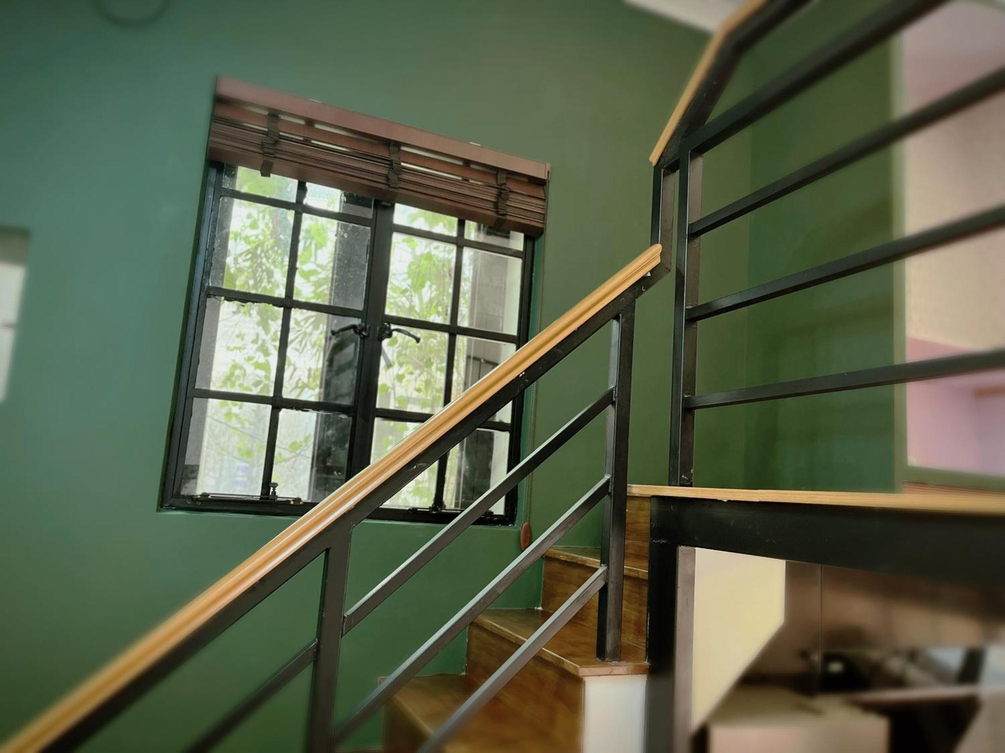 Downtown Blossom B&b- Yongkang Road Homestay Shanghai
