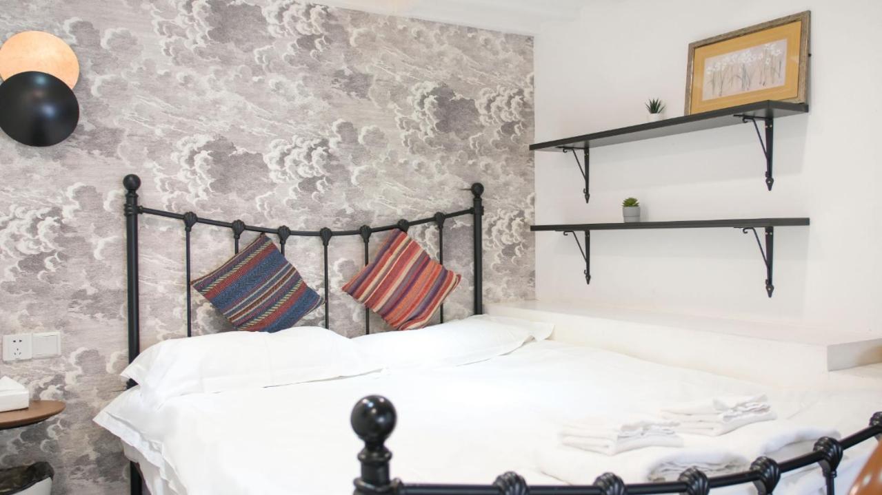 Downtown Blossom B&b- Yongkang Road Homestay *