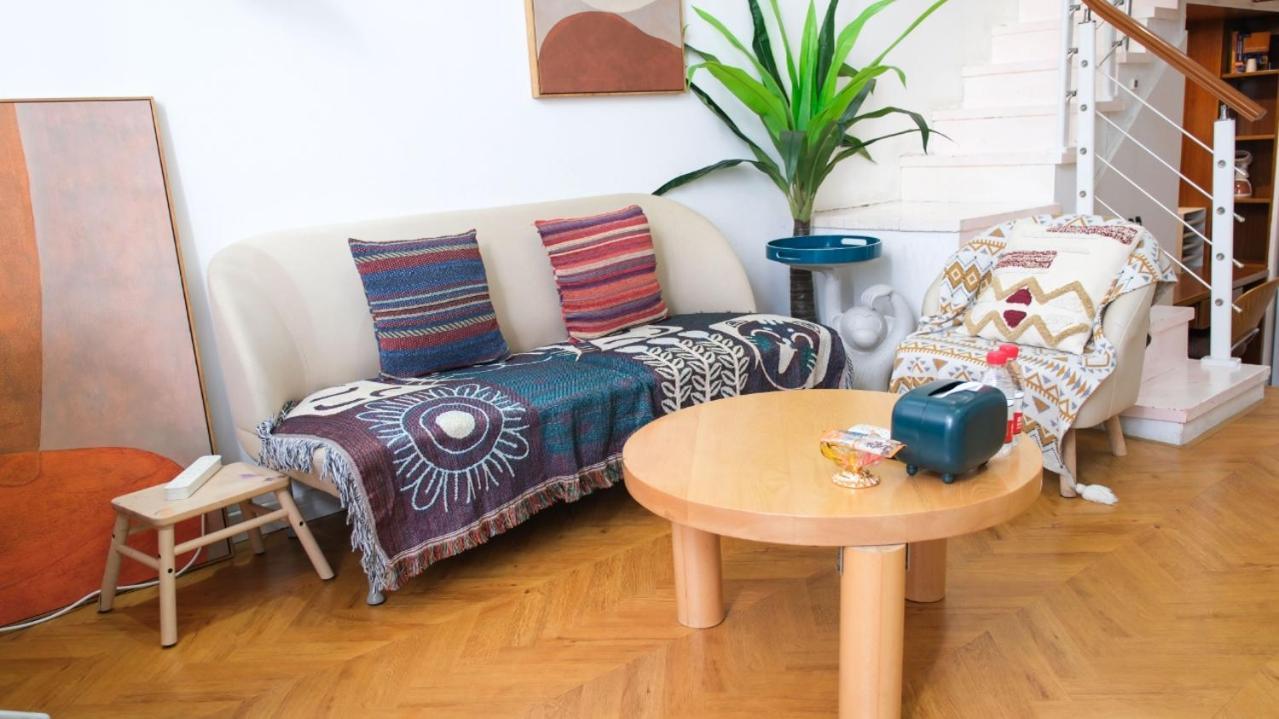 Homestay Downtown Blossom B&b- Yongkang Road *